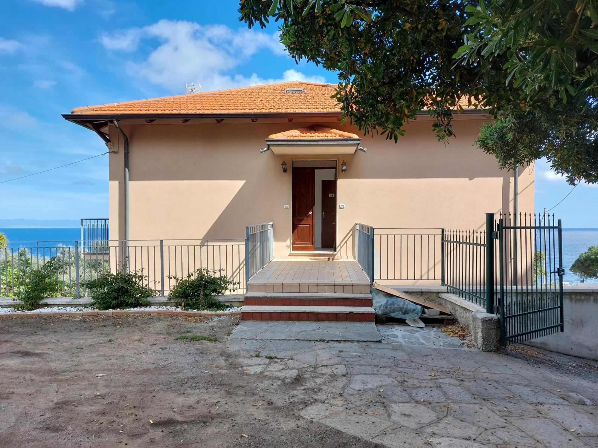 Una Finestra Sul Mare Home 1 Bergeggi Εξωτερικό φωτογραφία
